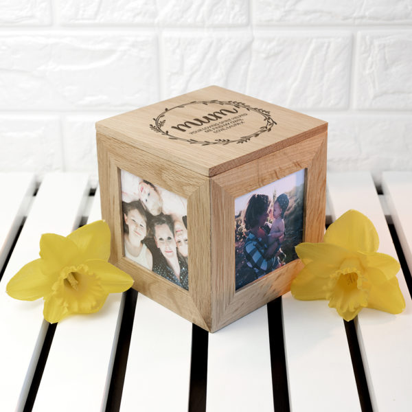 Personalised Wreath Mother's Day Oak Photo Cube