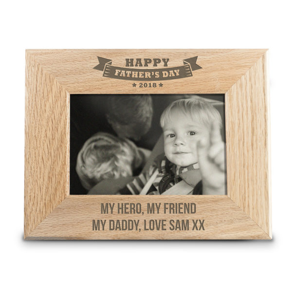 Wordsworth Collection Personalised Dad's Frame of Honour Oak Frame