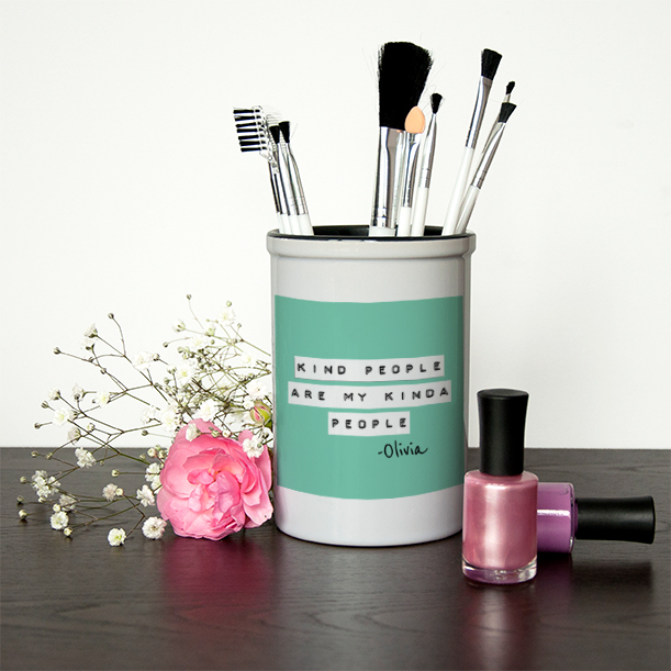 Kind People (Green) Brush Holder Kind People (Green) Brush Holder