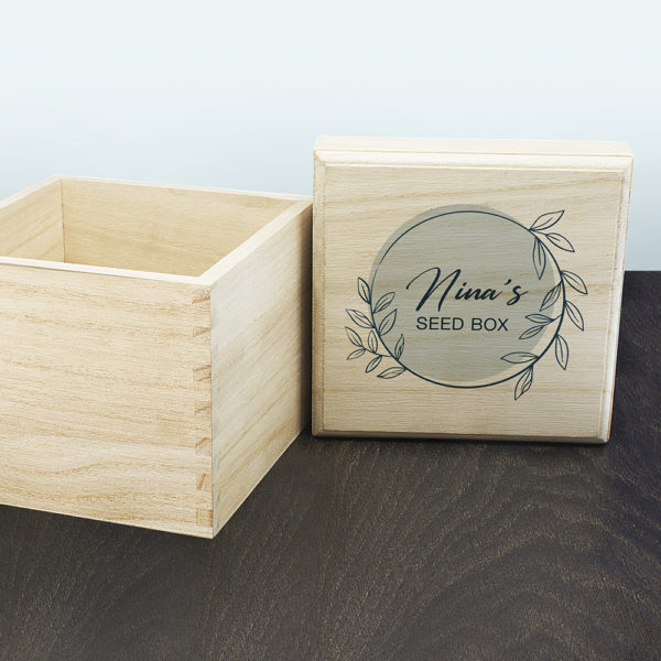 Personalised Green Wreath Seeds Box