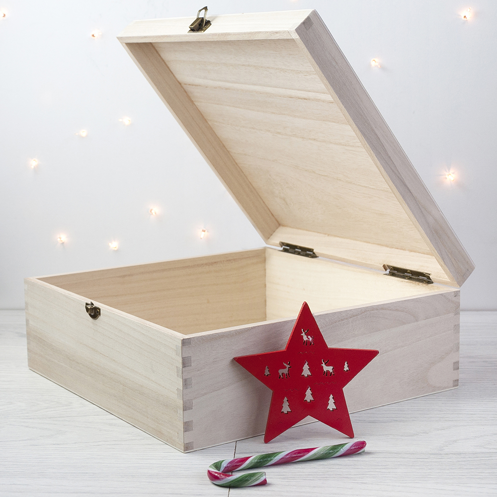 Personalised Minimalist Engraved Christmas Box Personalised Minimalist Engraved Christmas Box