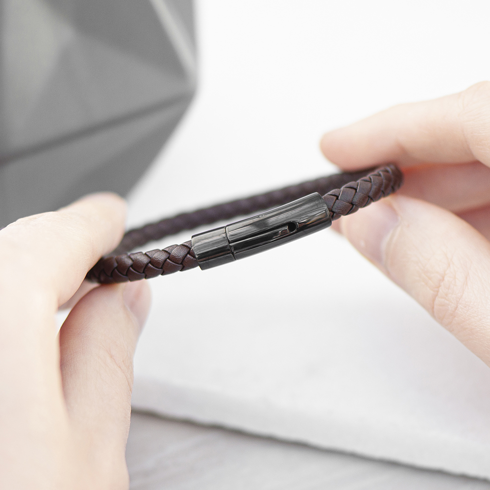 Personalised Mens Woven Brown Leather Bracelet Personalised Mens Woven Brown Leather Bracelet