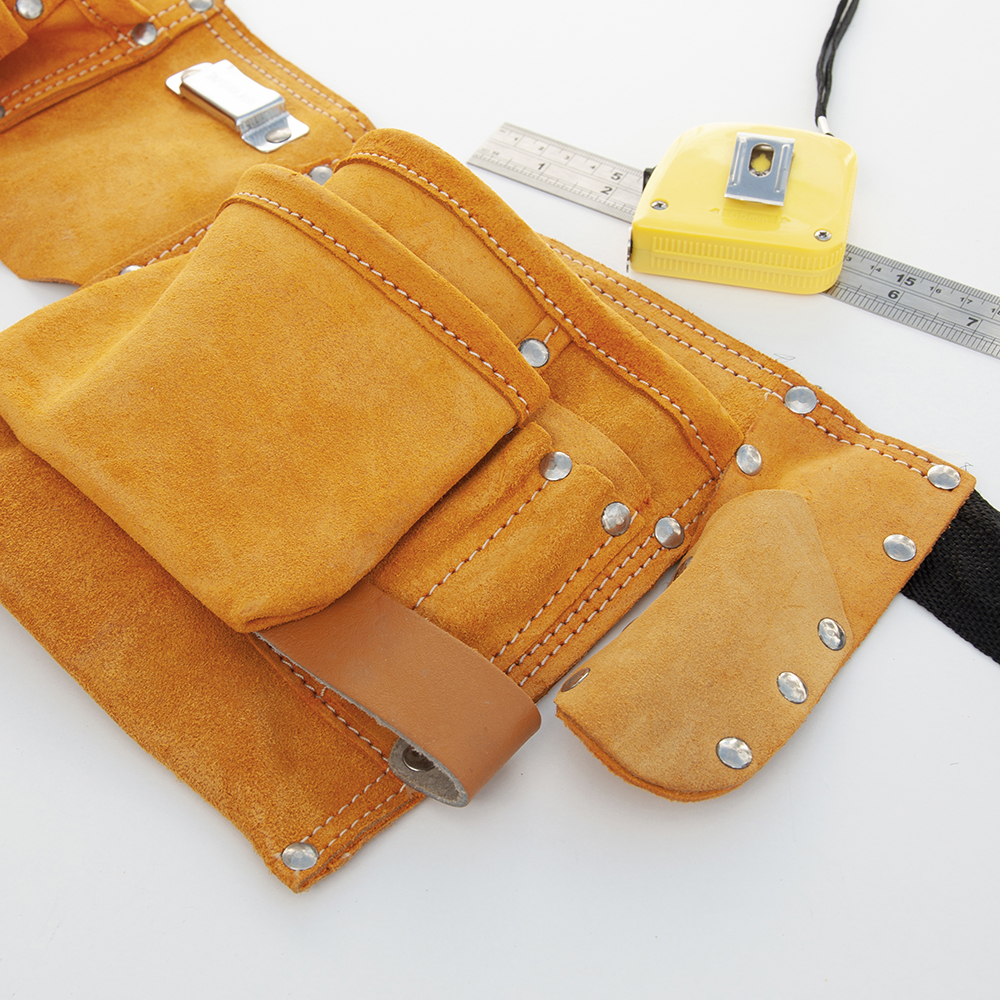 Personalised Dad’s 11-Pocket Leather Tool Belt Personalised Dad's 11-Pocket Leather Tool Belt